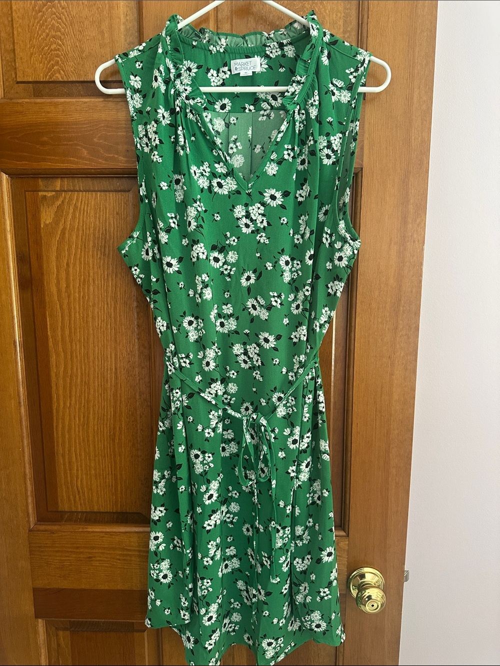 Market & Spruce Green Floral Tie-Waist Sleeveless Mini Dress